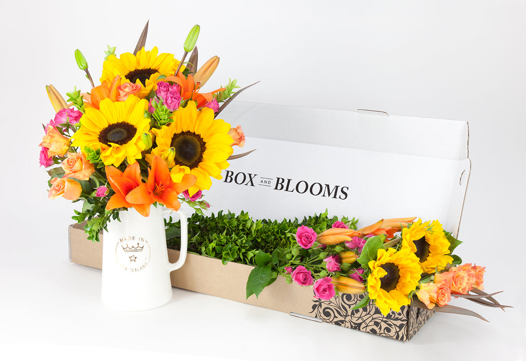 Bright Mixed Blooms (Florists Choice)